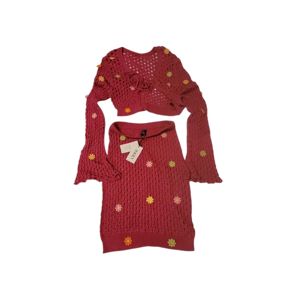 NWT‎ Boho Cider Junior  2-Piece Fuschia  Pink Crochet Cardi/Mini Skirt W Daisys